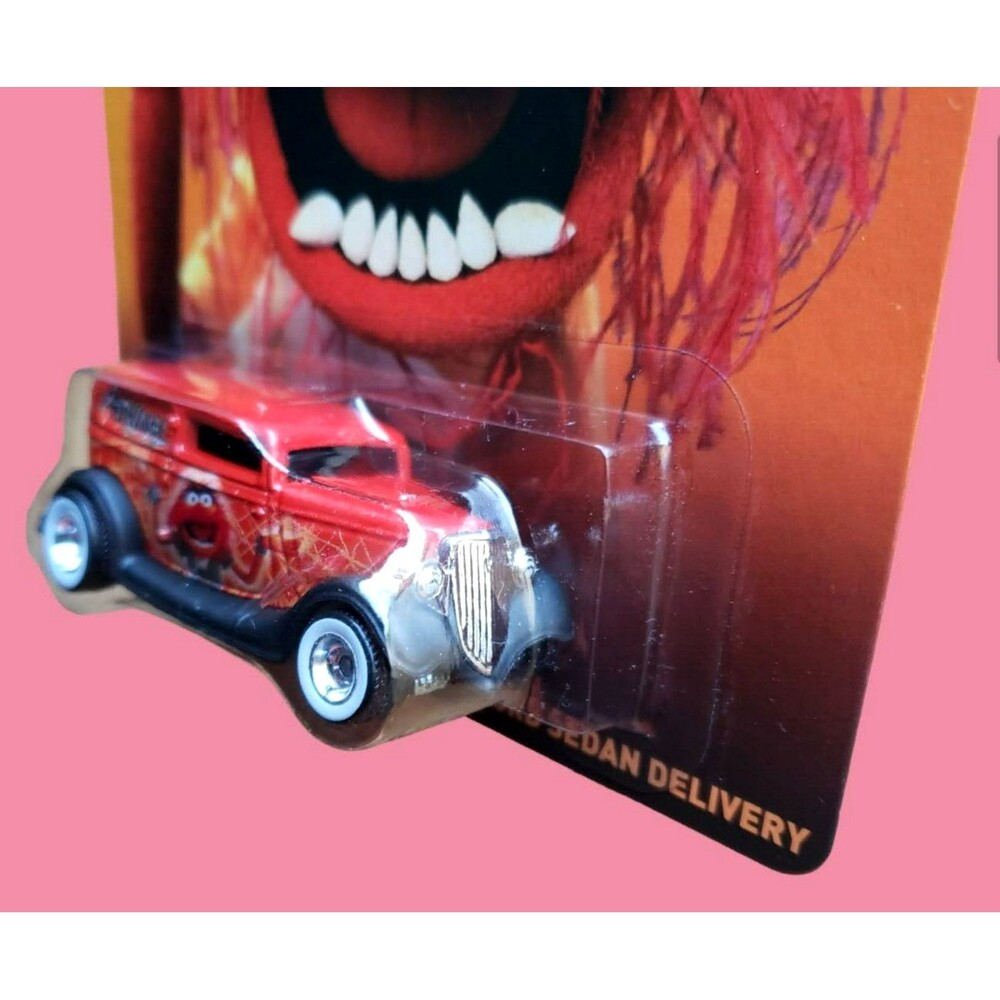 2014 Hot Wheels Pop Culture: The Muppets '34 FORD SEDAN DELIVERY Red/Black 1:64 - Picture 8 of 16